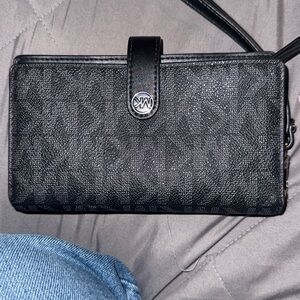 Micheal kors wallet